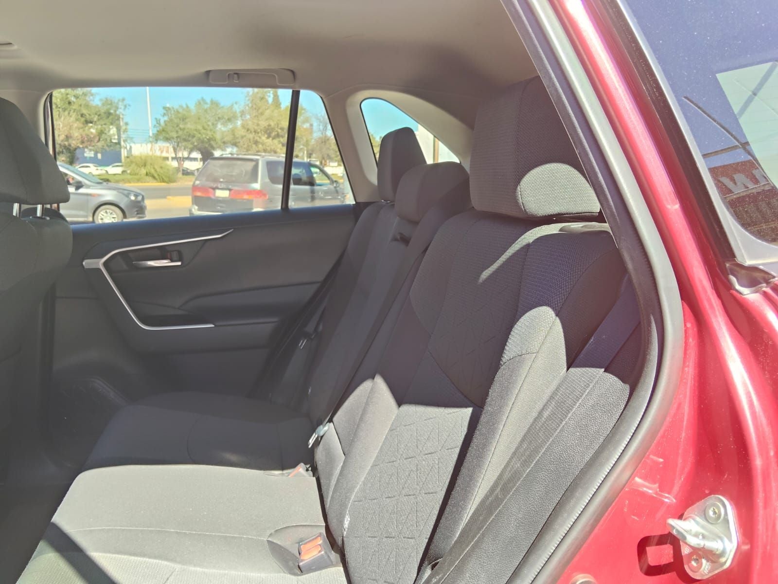 2021 Toyota RAV4 5 PTS XLE L4 TA QC F NIEBLA RA-17 4X4