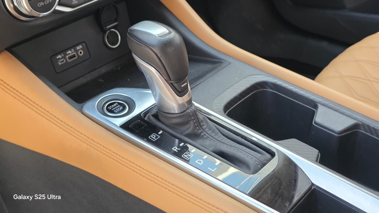 2025 Nissan SENTRA 4P SR PLATINUM L42.0 AUT