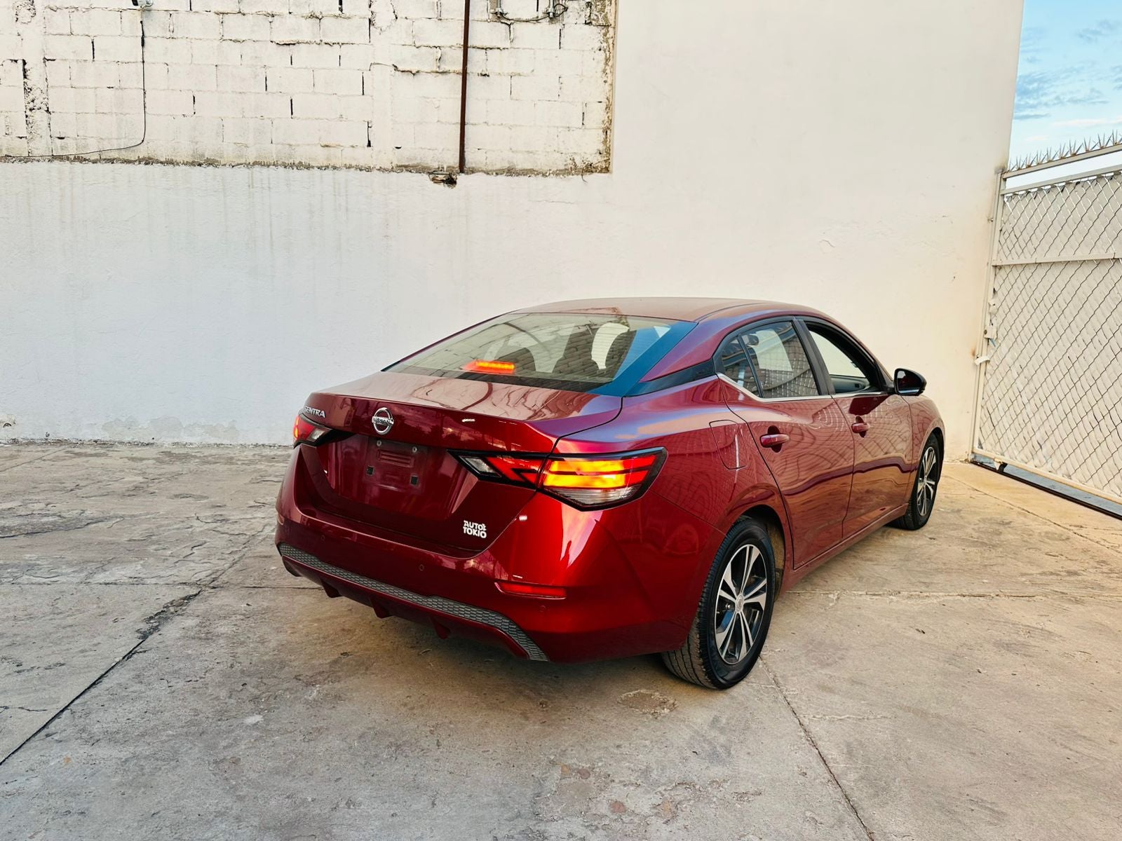 2022 Nissan SENTRA 4 PTS ADVANCE TA AAC F NIEBLA RA-16