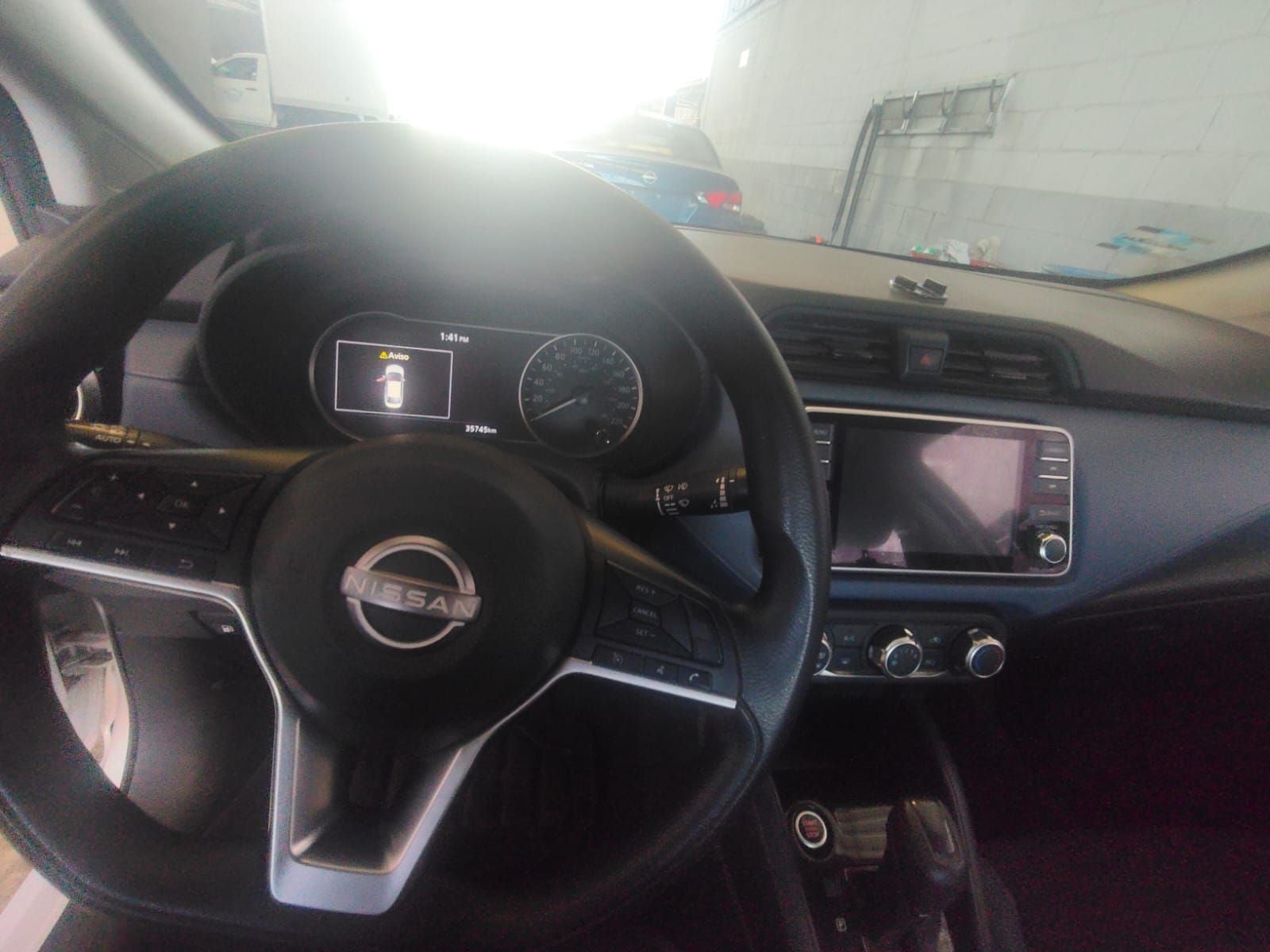 2025 Nissan V-DRIVE 4P L41.6 MAN AUDIO