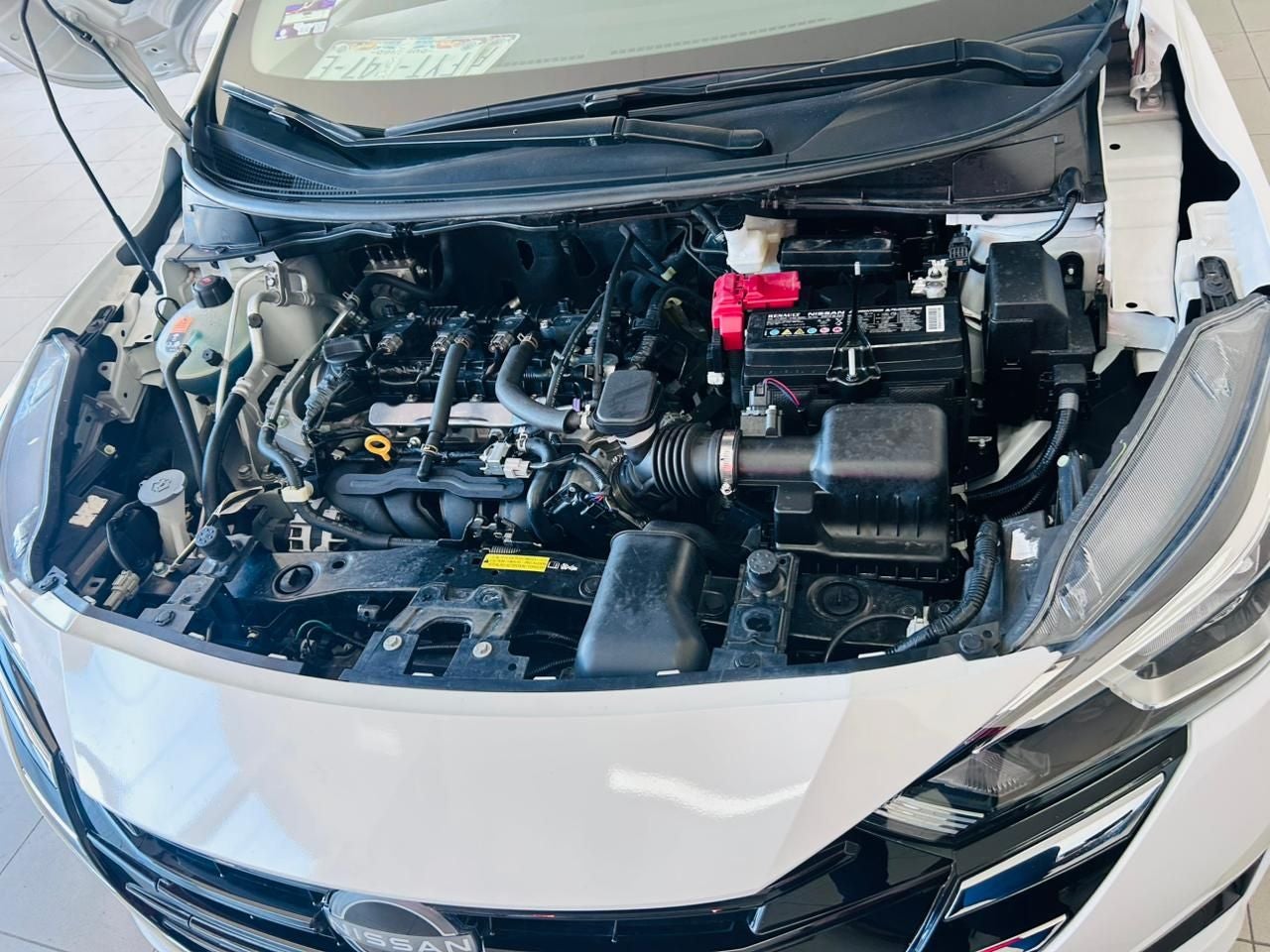 2025 Nissan VERSA 4P ADVANCE L41.6 AUT