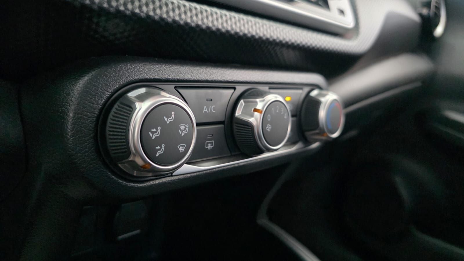 2025 Nissan KICKS 5P ADVANCE L42.0 AUT