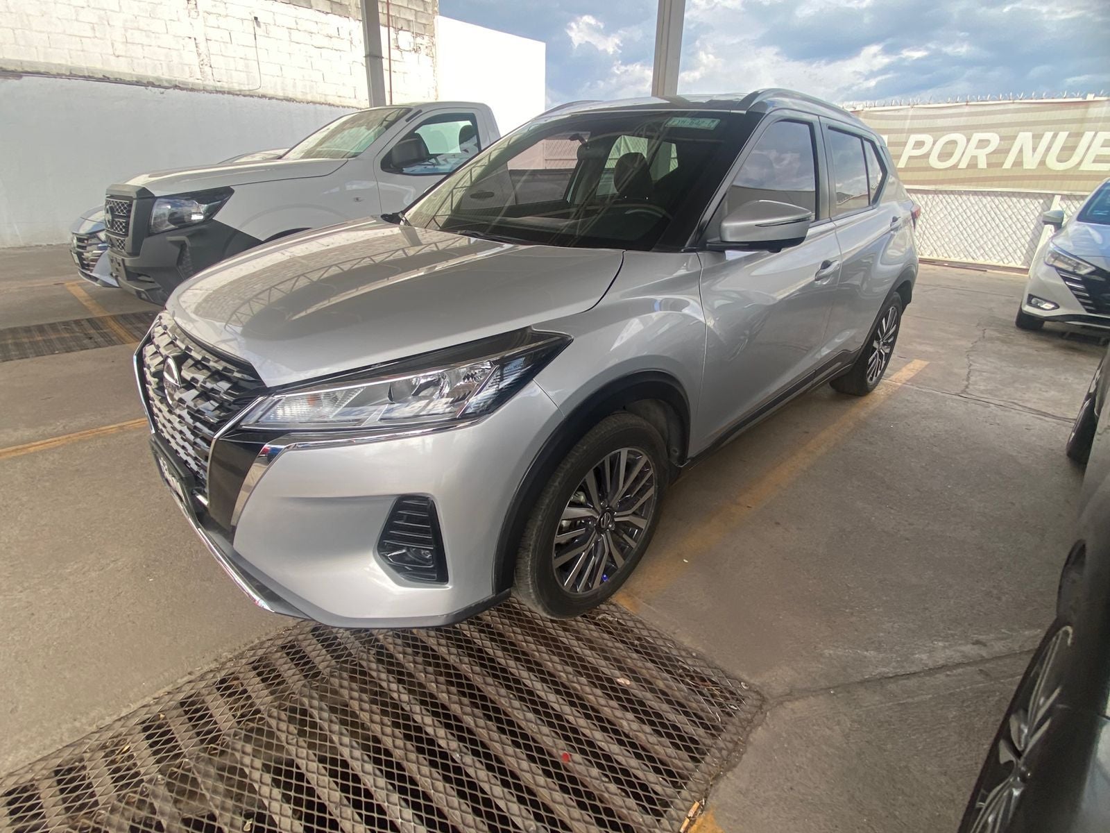 2021 Nissan KICKS 5 PTS EXCLUSIVE 16L TA AAC AUT PIEL GPS RA-17