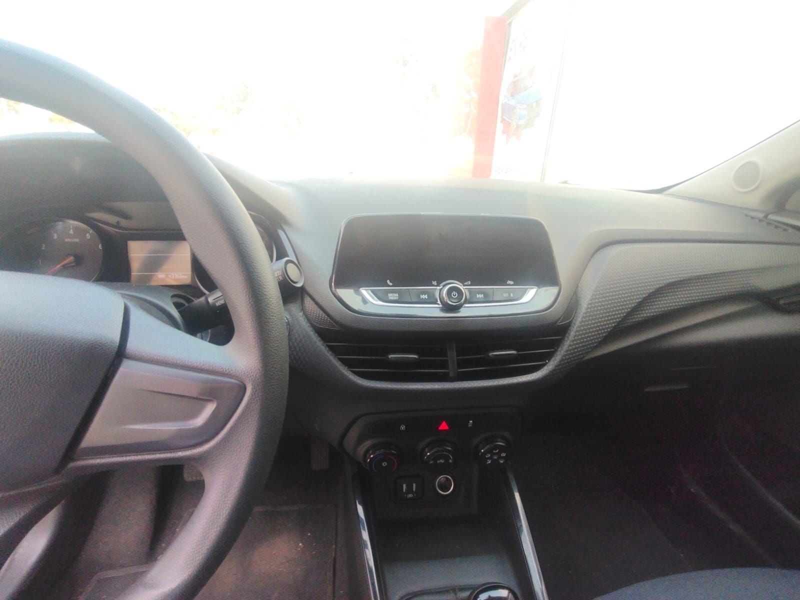 2022 Chevrolet ONIX A 4 PTS. LS 1.0T TM5 AA. BA R-15